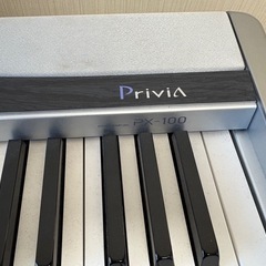 電子ピアノの画像