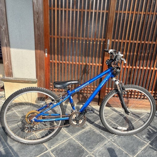 ブリヂストン　子供用自転車26インチ　6段変速