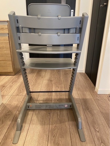 STOKKE ハイチェア