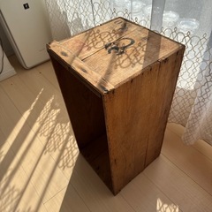 りんご箱の画像