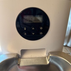 ペット用自動給餌器の画像