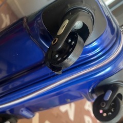 訳ありスーツケースの画像