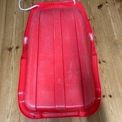 ソリ 遊び 子供の画像