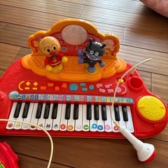 アンパンマンおもちゃ　ピアノの画像