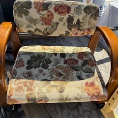 座椅子3点
の画像