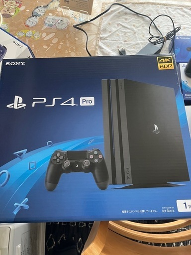 PS4 Pro 本体＋コントローラー4台＋背面パッド＋充電スタンド＋ソフト15本セット
