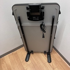 O ズボンプレッサー　東芝　17年製 HIP-T36の画像