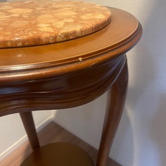 アンティーク　オブジェ　 イタリア製　天板大理石　 花台　サイドテーブル　 木彫刻　飾り台　猫脚の画像