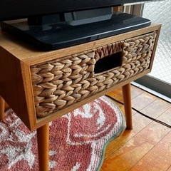 テレビ＋テレビ台セット】TOSHIBA REGZAの画像