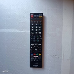 K081 送料無料  SHARP　40インチ液晶テレビ　展示品の画像