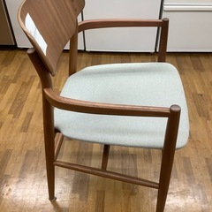 maruni アームチェアーの画像