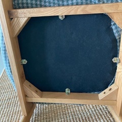 ベルメゾン天然木のアームチェアの画像