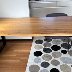 【木更津エリア/引き取り限定】木製ダイニングテーブル 210 cm x 85 cmの画像