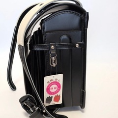 【未使用】クラレ クラリーノ 最高級ランドセル クラークス　レインガードα 黒　シンプルな黒のランドセル🌸の画像