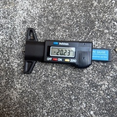 18インチタイヤ・ホイールセットの画像