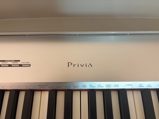 CASIO Privia 電子ピアノ

