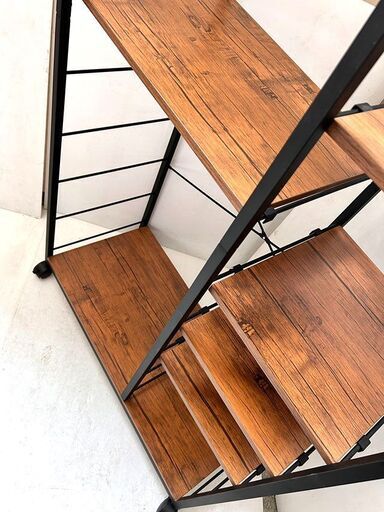 【自社配送は札幌市内限定】◆美品 木製棚シェルフ 幅880mm×奥行400mm×高さ1820mm キャスター付き/ 棚板変更可能◆倉庫保管品