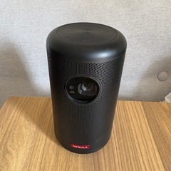 スタンド付き Anker Nebula Capsule II の画像