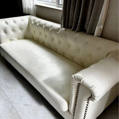 アンティーク調ソファ、座面ヘタレ度少の画像