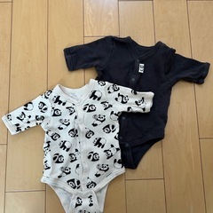 ベビー　ロンパース4着　長袖の画像