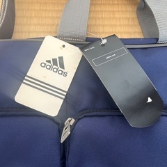 アディダス　大容量スクールバックの画像