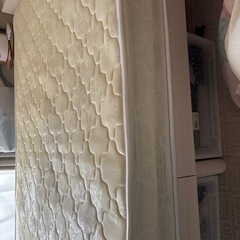 セミダブルマットレスの画像