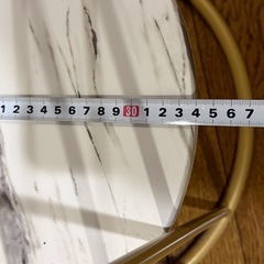 サイドテーブルの画像