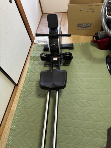 背筋トレーニングマシン