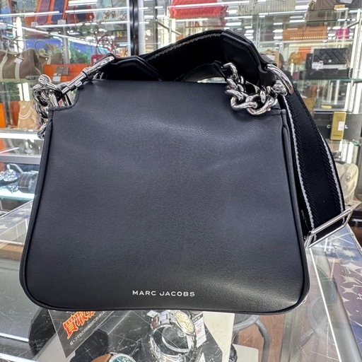 ☆ドリーム荒牧店☆MARC JACOBS レザー ショルダーバッグ  ブラック×シルバー　