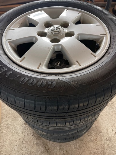 タイヤ夏　GOOD YEAR 195/65R 15 2023年  4本