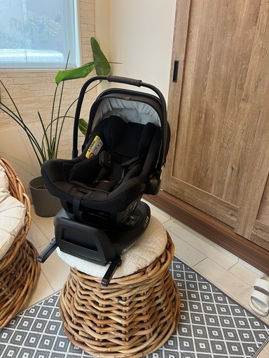 NUNA PIPAチャイルドシート Baseセット　リベテッド