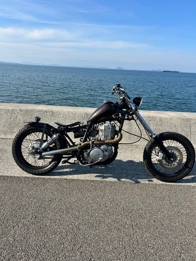 バイク YAMAHA SR400