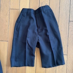 男の子120スーツの画像
