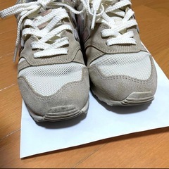 New Balance WL373EE2 23cm ベージュ ホワイト ピンクの画像