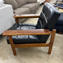 1人掛けソファー　カリモク    karimoku    Kチェア　406019    ブラックの画像