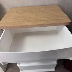 ４段衣類収納ケースの画像