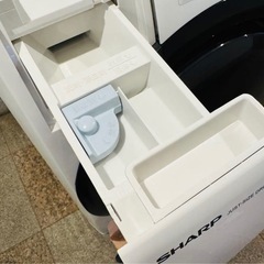 【超最安値】👑2021年製SHARPドラム式洗濯乾燥機　単身最適ES-S7F 配達無料！の画像