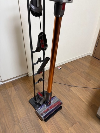 【ダイソン】掃除機 Dyson V10 バッテリー交換済