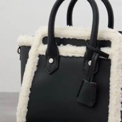 AZUL フェイクムートン ハンドバッグ ショルダーバック ブラックの画像