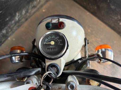 ★支払総額12.8万円★激安バイク続々入荷中！とにかく安い！ ホンダ エイプ50 白 AC16 人気のエイプ！ 激安50MT！ キャブ車！ カスタムベースに♪