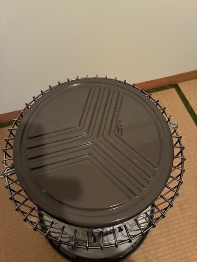 石油ストーブ＋灯油ポリタンク4個＋電動ポンプセット（2022年購入・使用少なめ）
