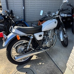 ヤマハ　SR400の画像