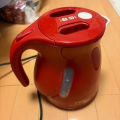 電気ケトルの画像