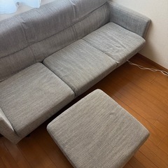 【3/22以降】ソファー グレー　3人掛け　　の画像