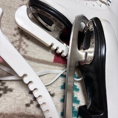 スケート靴（フィギュアスケート） 25.0cmの画像