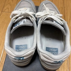 ニューバランス　スニーカー　23.5の画像