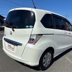 ホンダ　フリード 1.5G ｼﾞｬｽﾄｾﾚｸｼｮﾝ｟白｠の画像