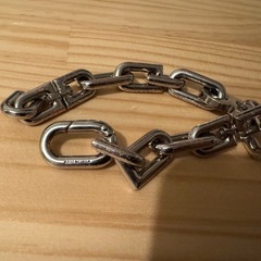 BALENCIAGA  ブレスレット　B chain Mサイズの画像