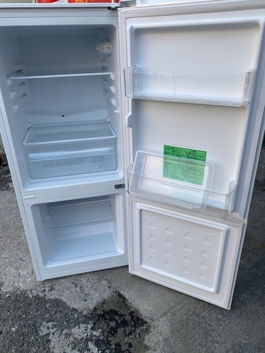 NO B923?福岡市内配送設置無料✨?YRZ-C12H1(ホワイト) 2ドア冷蔵庫 右開き 117L 幅478mm 2022年 