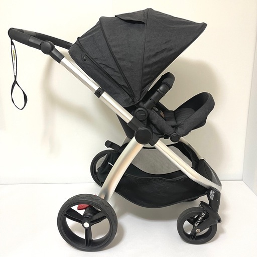 mountain buggy マウンテンバギー　ベビーカー　コスモポリタン　黒